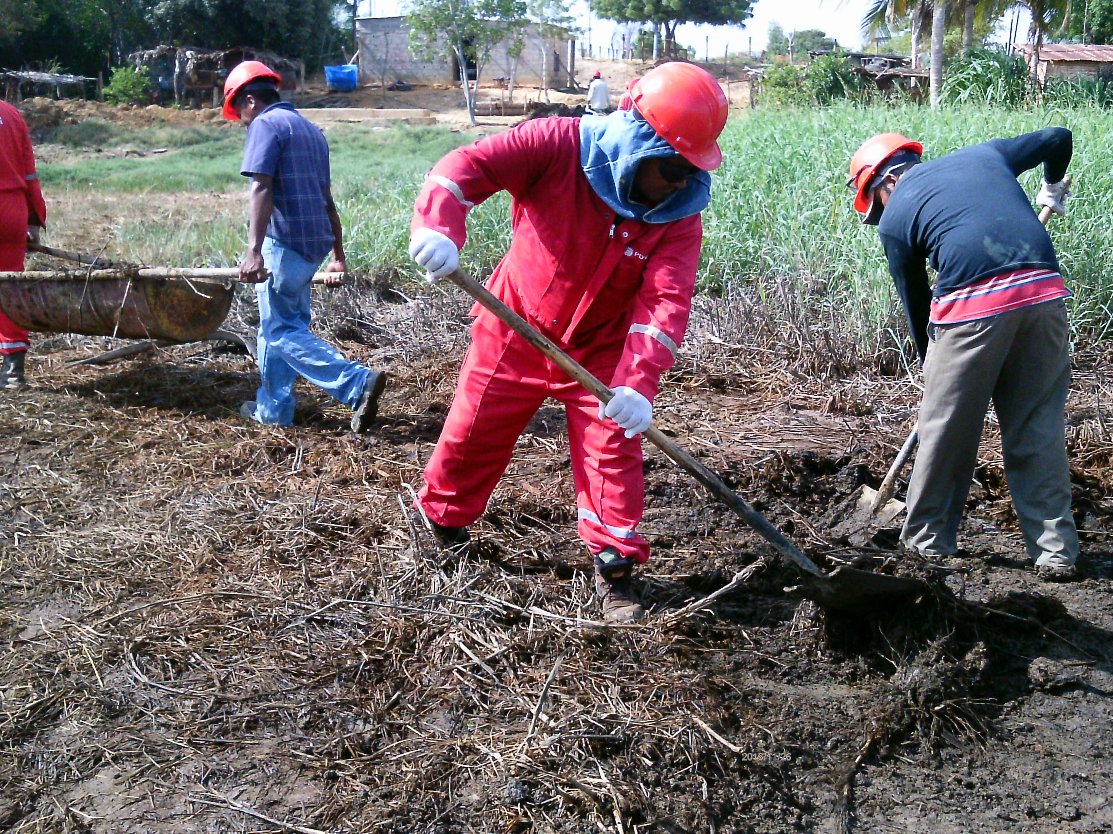 Oil Spill Cleanup Mara - La Paz